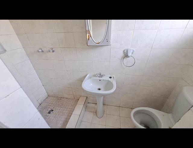 2 BEDROOM PROPERTY TO RENT IN BLUFF